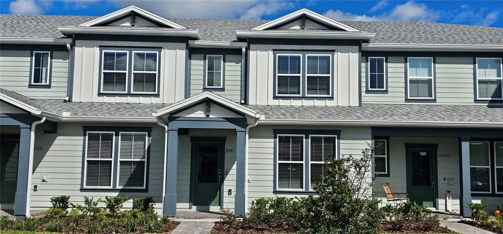 For Rent: $2,795 (3 beds, 2 baths, 1683 Square Feet)