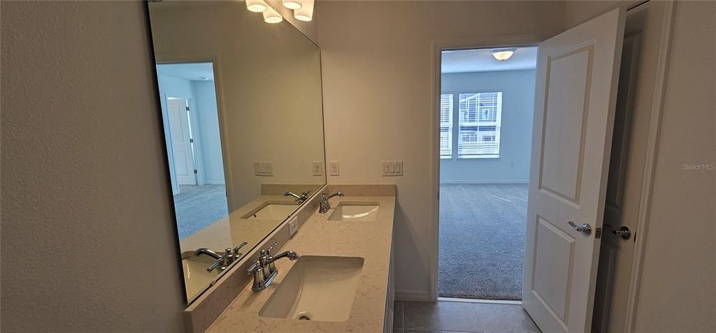 For Rent: $2,795 (3 beds, 2 baths, 1683 Square Feet)