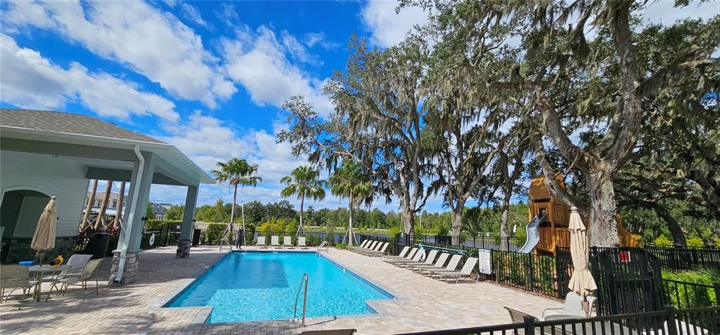 For Rent: $2,795 (3 beds, 2 baths, 1683 Square Feet)