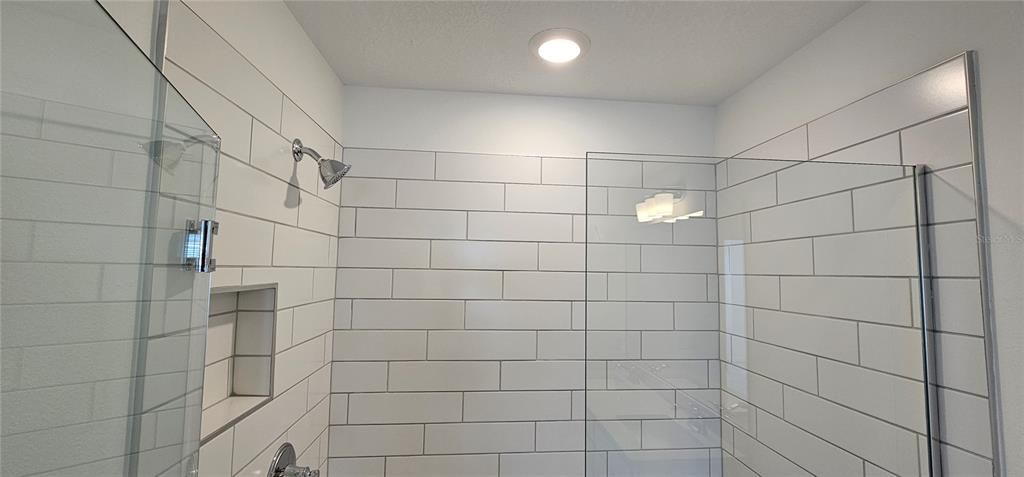 For Rent: $2,795 (3 beds, 2 baths, 1683 Square Feet)