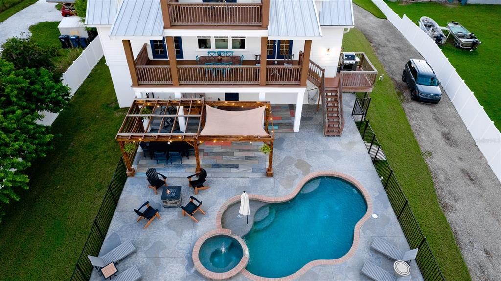 待售: $1,350,000 (3 贝兹, 2 浴室, 2496 平方英尺)