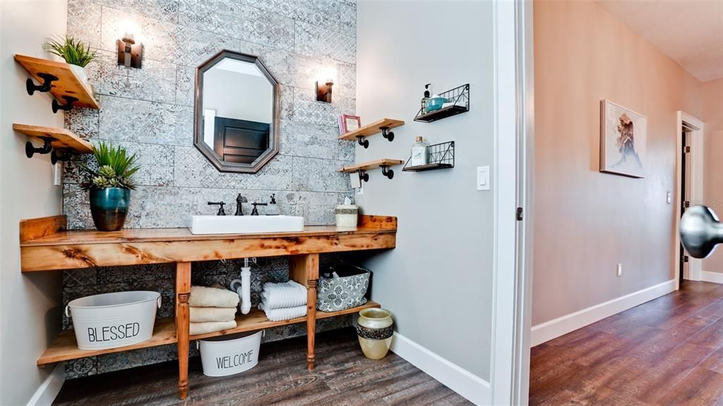 待售: $1,350,000 (3 贝兹, 2 浴室, 2496 平方英尺)