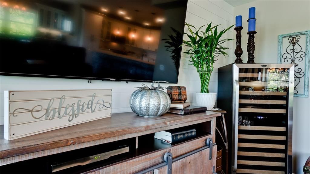 待售: $1,350,000 (3 贝兹, 2 浴室, 2496 平方英尺)