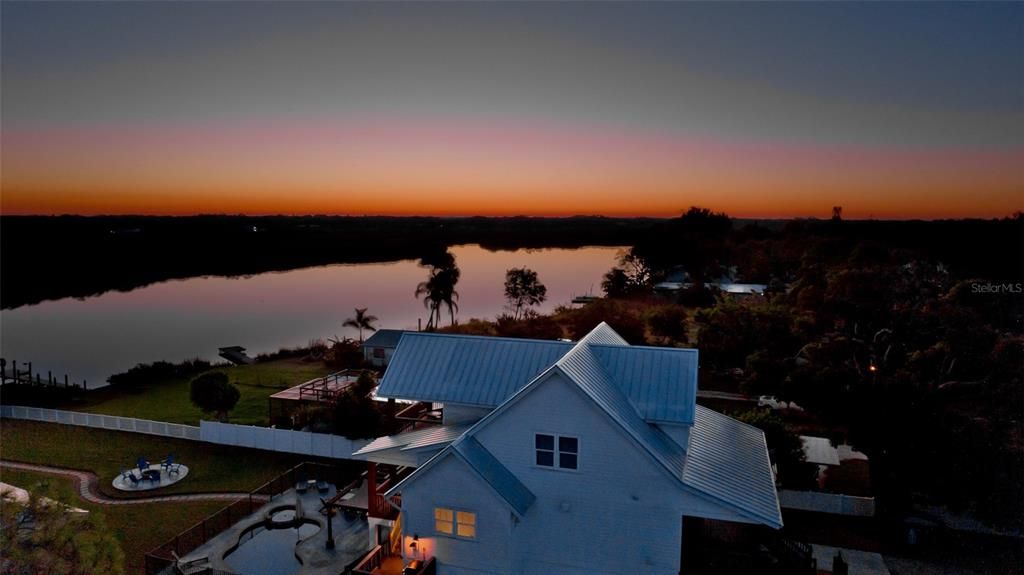 待售: $1,350,000 (3 贝兹, 2 浴室, 2496 平方英尺)