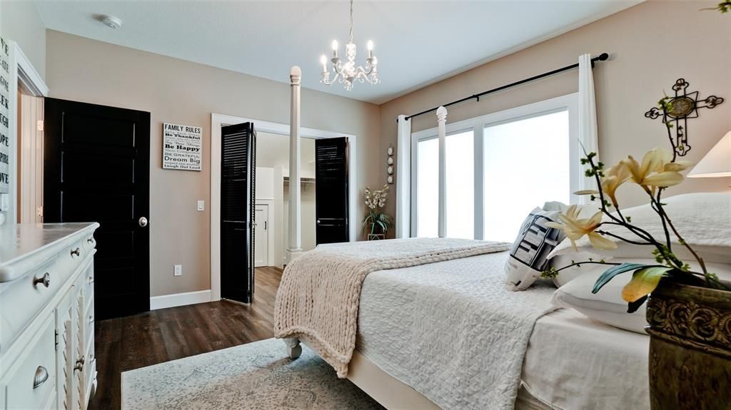 待售: $1,350,000 (3 贝兹, 2 浴室, 2496 平方英尺)