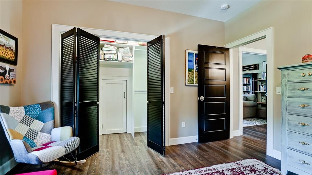 待售: $1,350,000 (3 贝兹, 2 浴室, 2496 平方英尺)