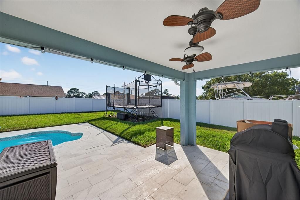 Activo con contrato: $400,000 (3 camas, 2 baños, 1461 Pies cuadrados)