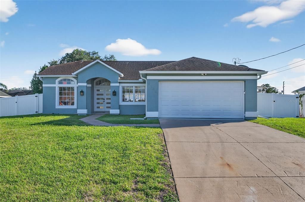 Activo con contrato: $400,000 (3 camas, 2 baños, 1461 Pies cuadrados)