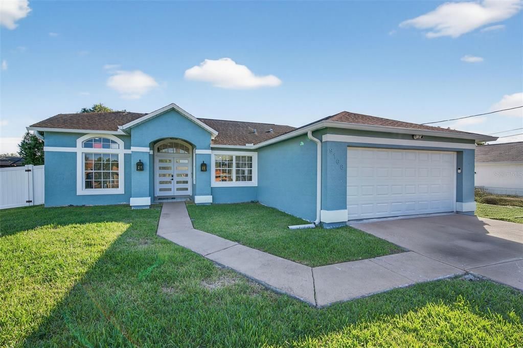 Activo con contrato: $400,000 (3 camas, 2 baños, 1461 Pies cuadrados)