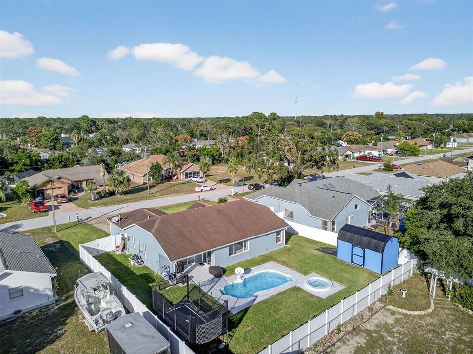 Activo con contrato: $400,000 (3 camas, 2 baños, 1461 Pies cuadrados)