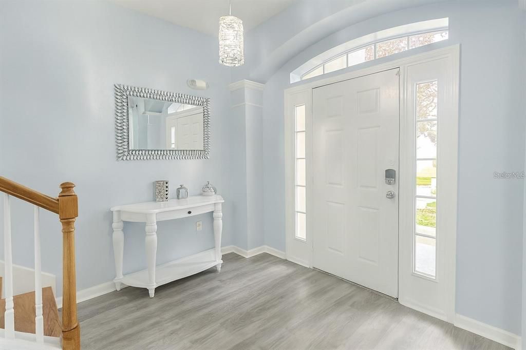 For Sale: $689,000 (6 beds, 4 baths, 2812 Square Feet)