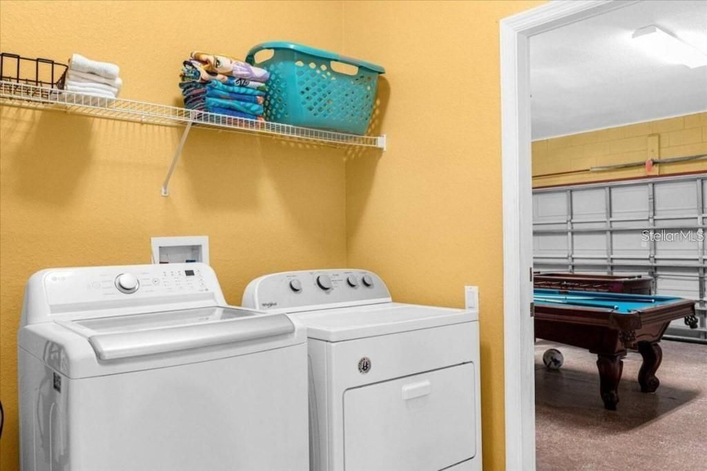 For Sale: $689,000 (6 beds, 4 baths, 2812 Square Feet)