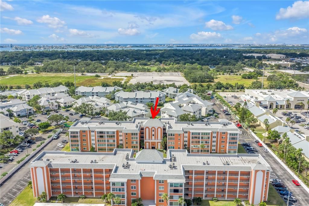 Под контрактом: $165,000 (2 спален, 2 ванн, 1050 Квадратных фут)