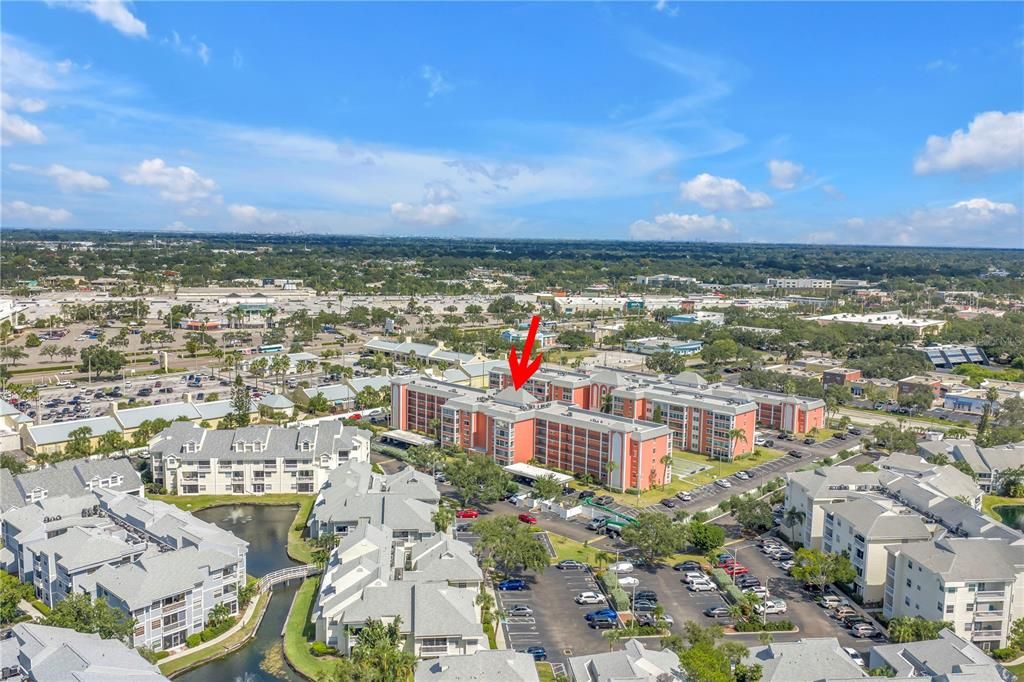 Под контрактом: $165,000 (2 спален, 2 ванн, 1050 Квадратных фут)