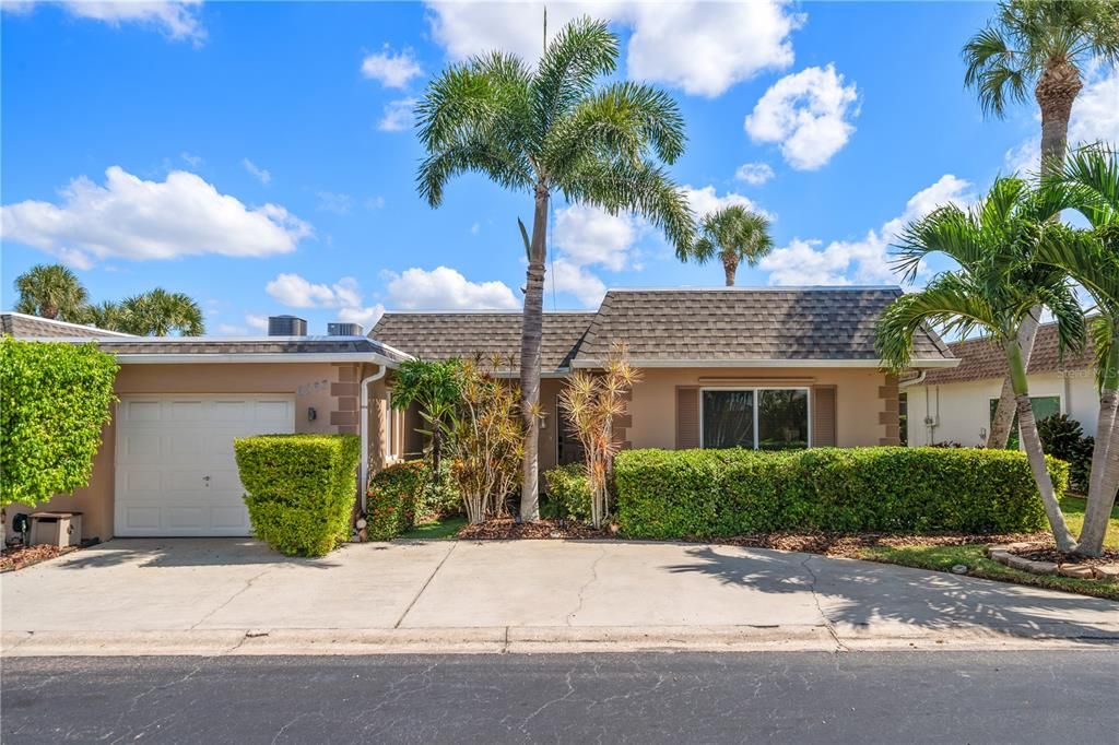 Recently Sold: $275,000 (2 beds, 2 baths, 1264 Square Feet)