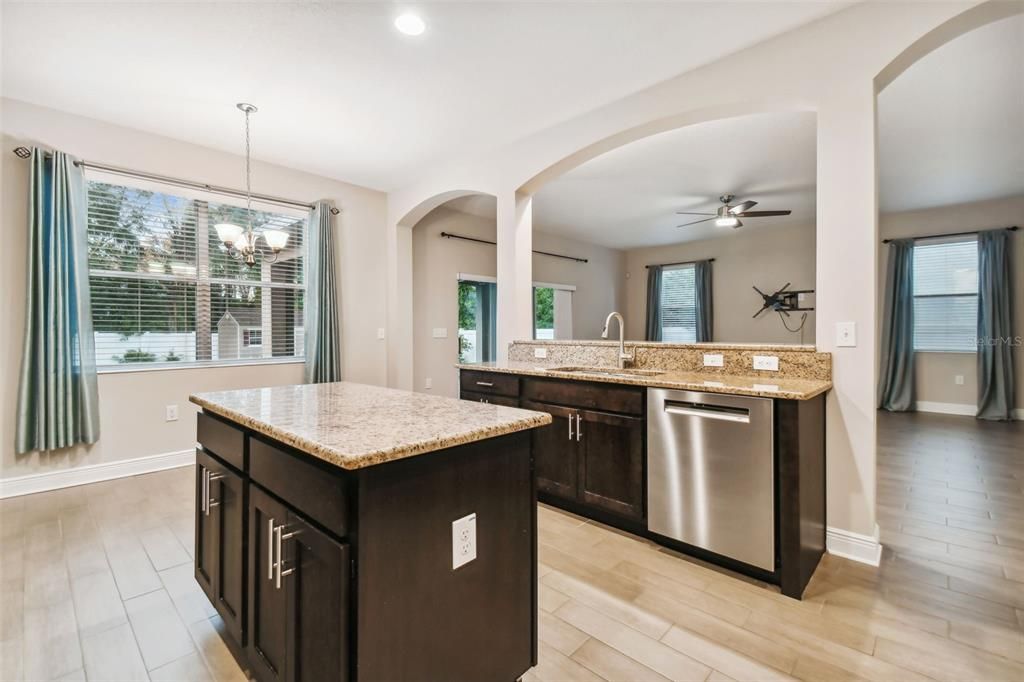 For Rent: $4,500 (4 beds, 2 baths, 2262 Square Feet)