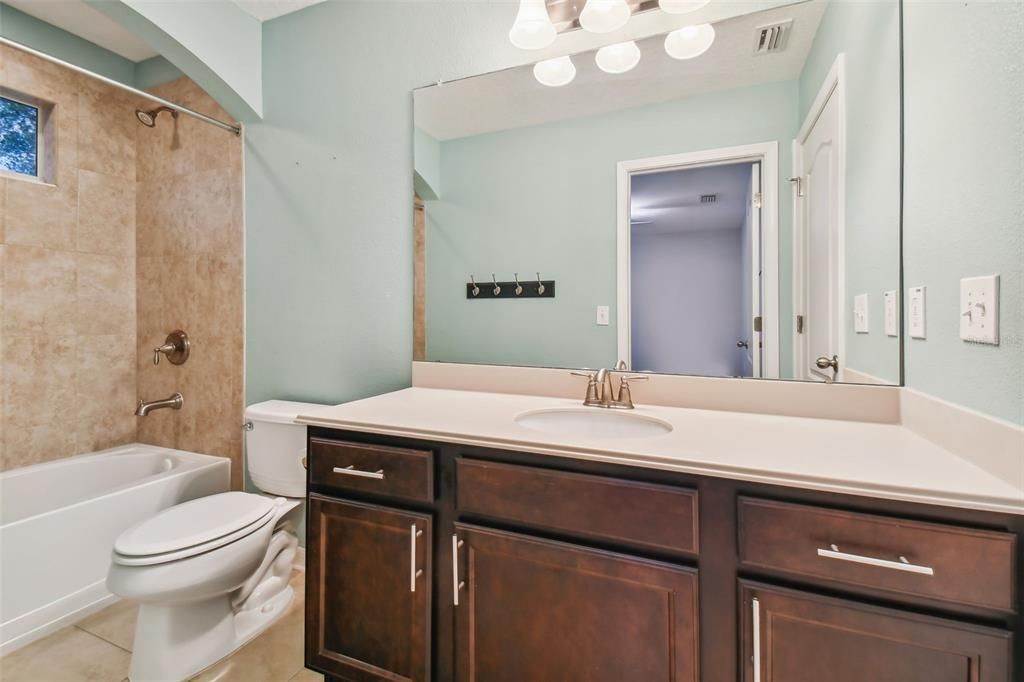 For Rent: $4,500 (4 beds, 2 baths, 2262 Square Feet)