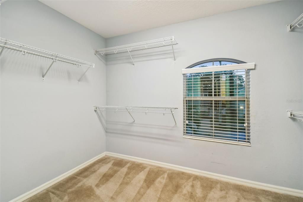 For Rent: $4,500 (4 beds, 2 baths, 2262 Square Feet)