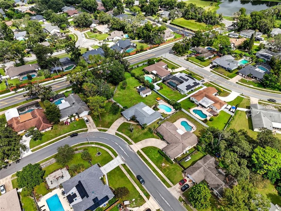 Activo con contrato: $425,000 (3 camas, 2 baños, 2067 Pies cuadrados)