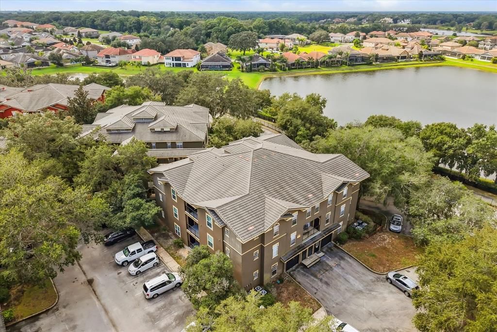 待售: $198,900 (2 贝兹, 2 浴室, 1242 平方英尺)