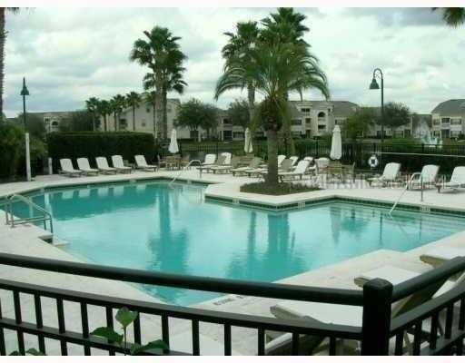 На продажу: $165,000 (2 спален, 2 ванн, 874 Квадратных фут)