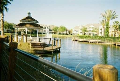 На продажу: $165,000 (2 спален, 2 ванн, 874 Квадратных фут)