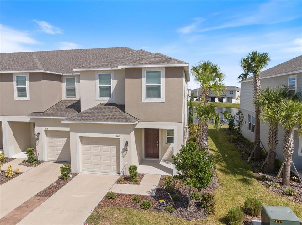 Recently Rented: $2,000 (3 beds, 2 baths, 1582 Square Feet)