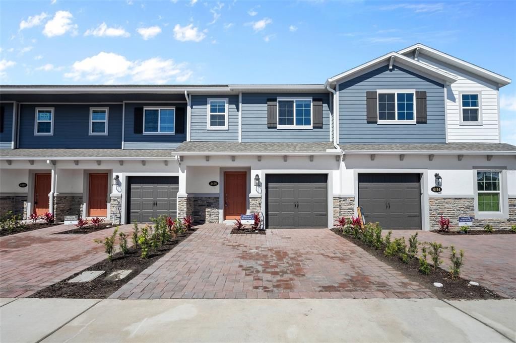 For Rent: $2,500 (3 beds, 2 baths, 1569 Square Feet)