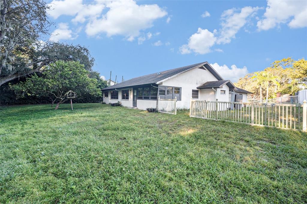 待售: $415,000 (3 贝兹, 2 浴室, 2180 平方英尺)