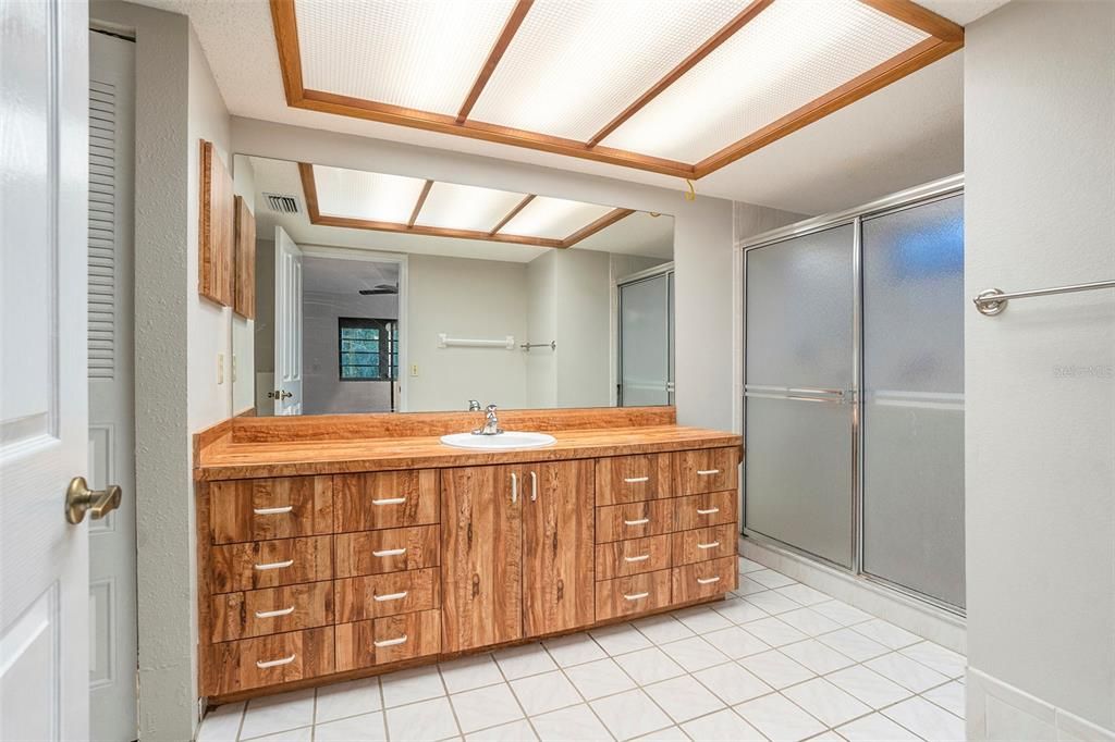 待售: $415,000 (3 贝兹, 2 浴室, 2180 平方英尺)