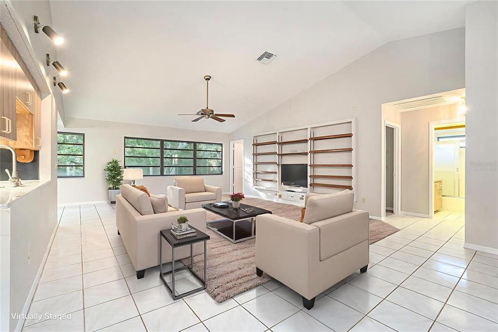 待售: $415,000 (3 贝兹, 2 浴室, 2180 平方英尺)