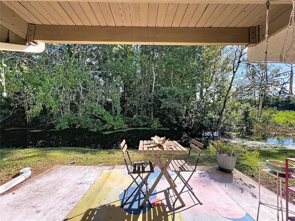 Active With Contract: $179,000 (2 beds, 2 baths, 1141 Square Feet)