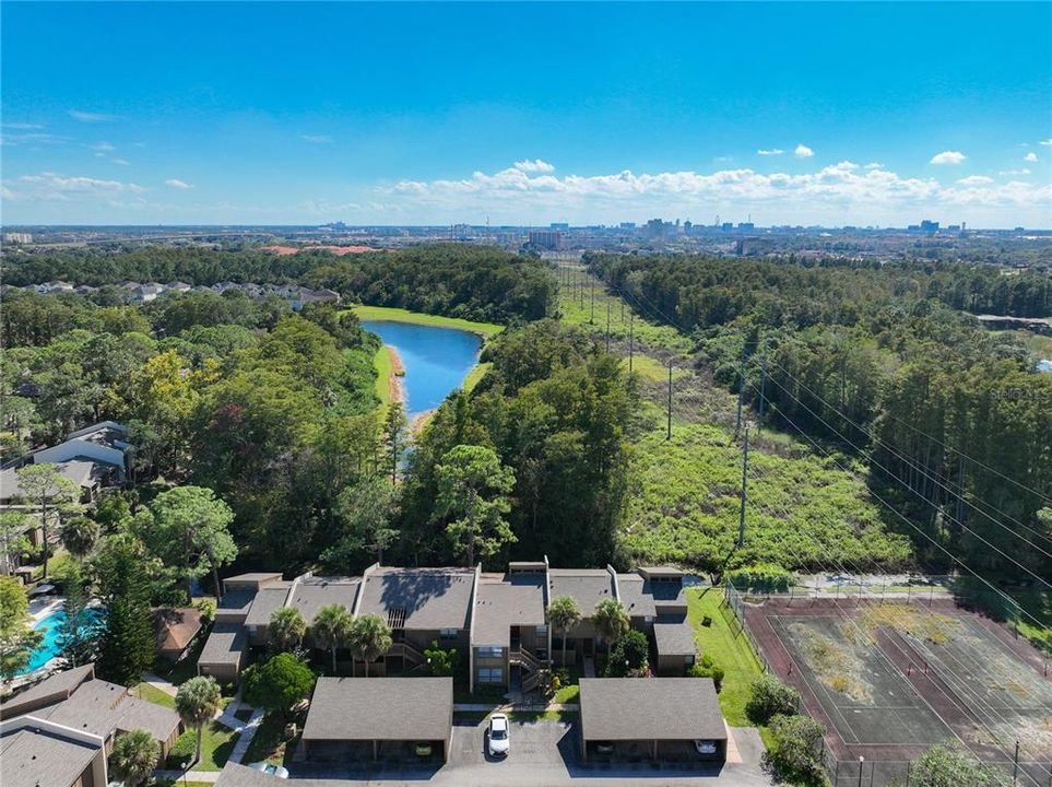 Active With Contract: $179,000 (2 beds, 2 baths, 1141 Square Feet)