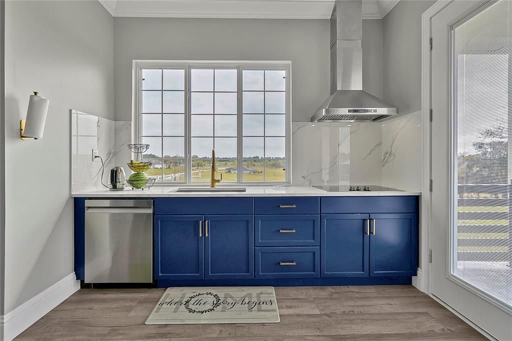 For Rent: $3,000 (3 beds, 2 baths, 2000 Square Feet)