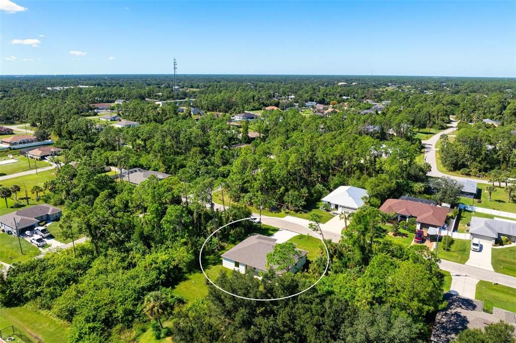 Active With Contract: $324,900 (3 beds, 2 baths, 1565 Square Feet)