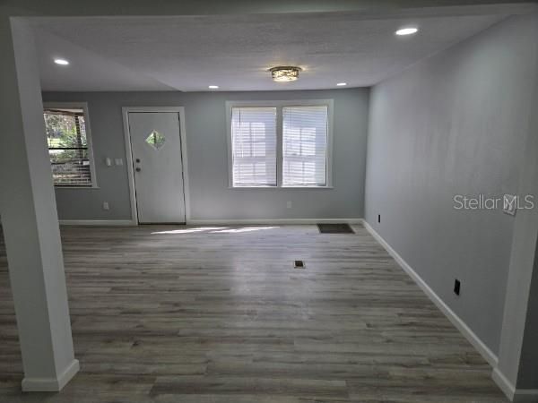 В аренду: $1,800 (3 спален, 2 ванн, 1500 Квадратных фут)