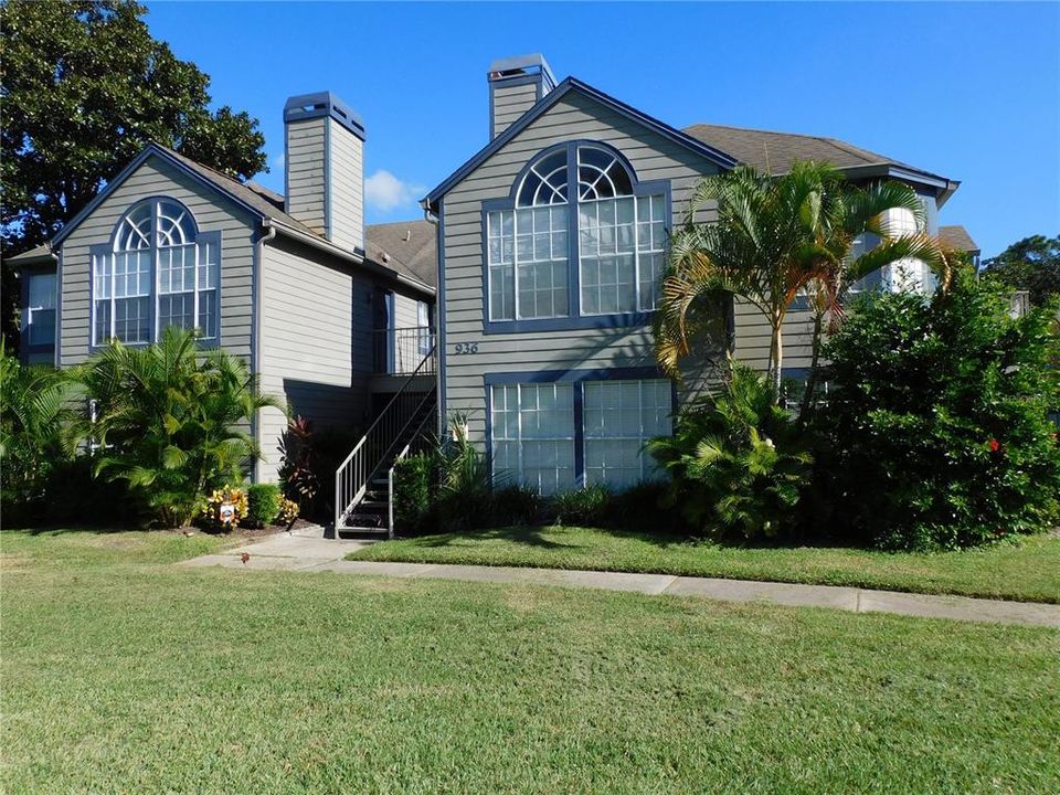 For Sale: $200,000 (3 beds, 2 baths, 1136 Square Feet)