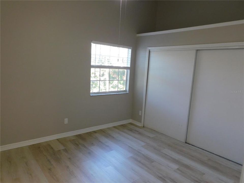 For Sale: $200,000 (3 beds, 2 baths, 1136 Square Feet)