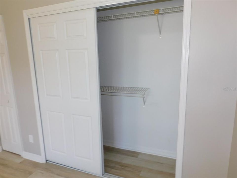 For Sale: $200,000 (3 beds, 2 baths, 1136 Square Feet)