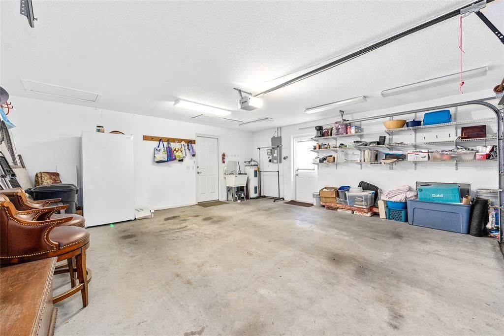 For Sale: $245,000 (2 beds, 2 baths, 1569 Square Feet)