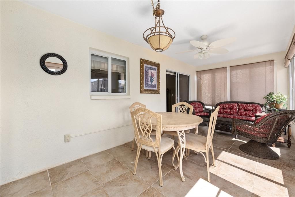 For Sale: $245,000 (2 beds, 2 baths, 1569 Square Feet)