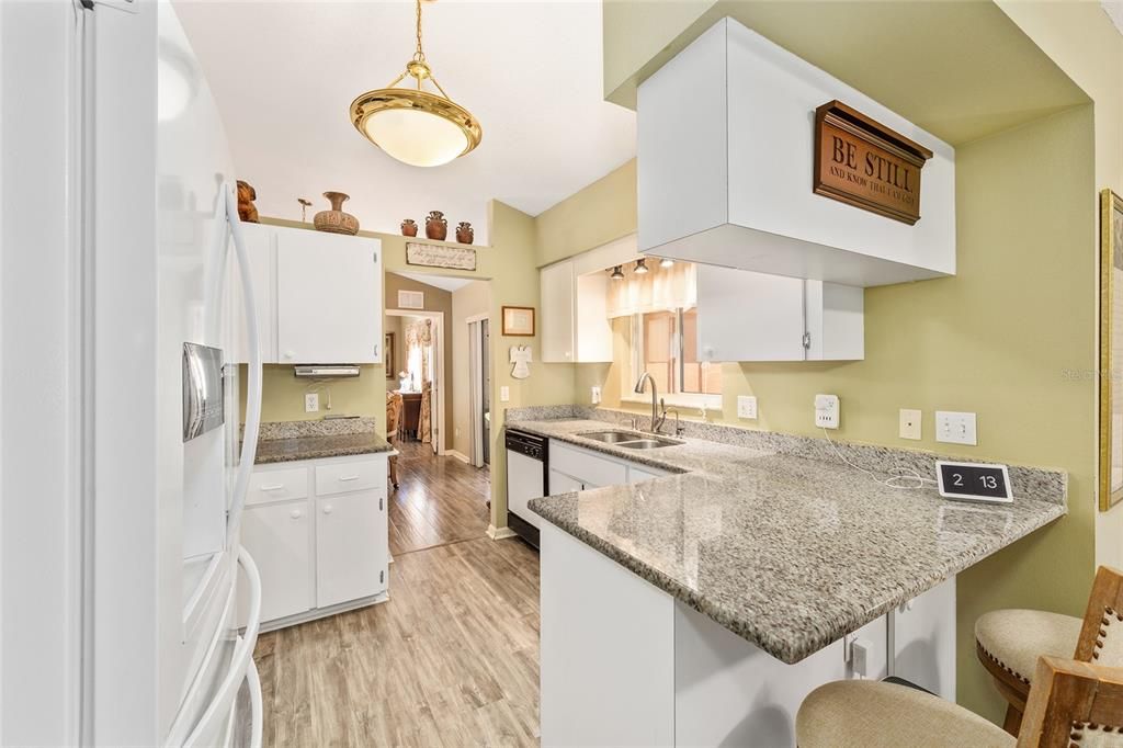 For Sale: $245,000 (2 beds, 2 baths, 1569 Square Feet)