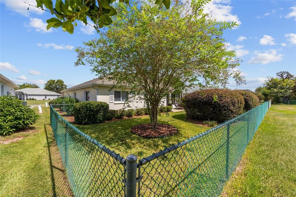 For Sale: $245,000 (2 beds, 2 baths, 1569 Square Feet)