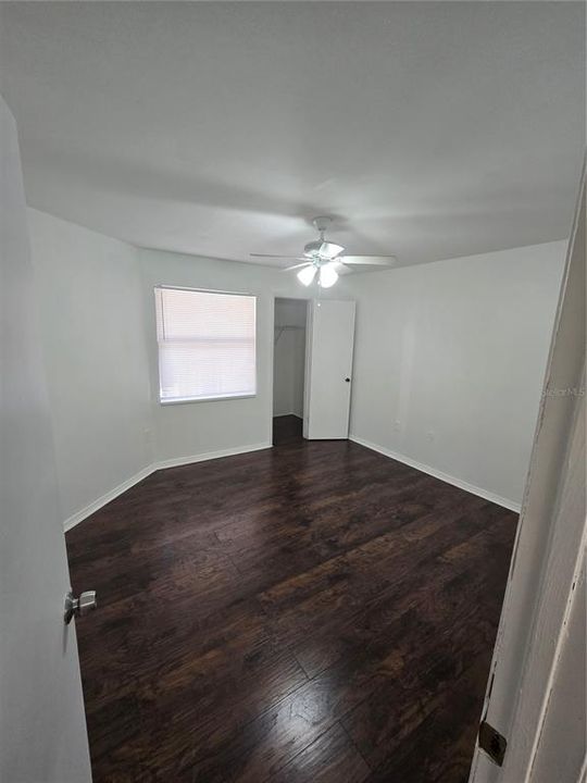 Под контрактом: $139,000 (1 спален, 1 ванн, 661 Квадратных фут)