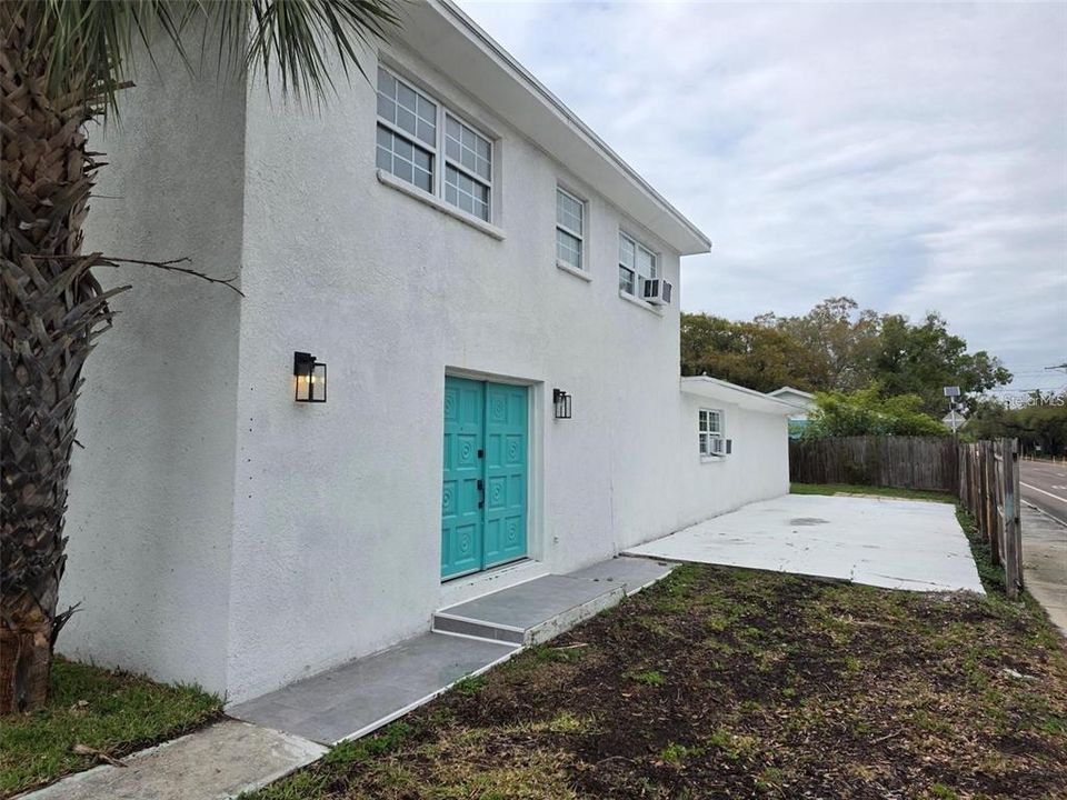 Vendido Recientemente: $320,250 (3 camas, 2 baños, 1860 Pies cuadrados)