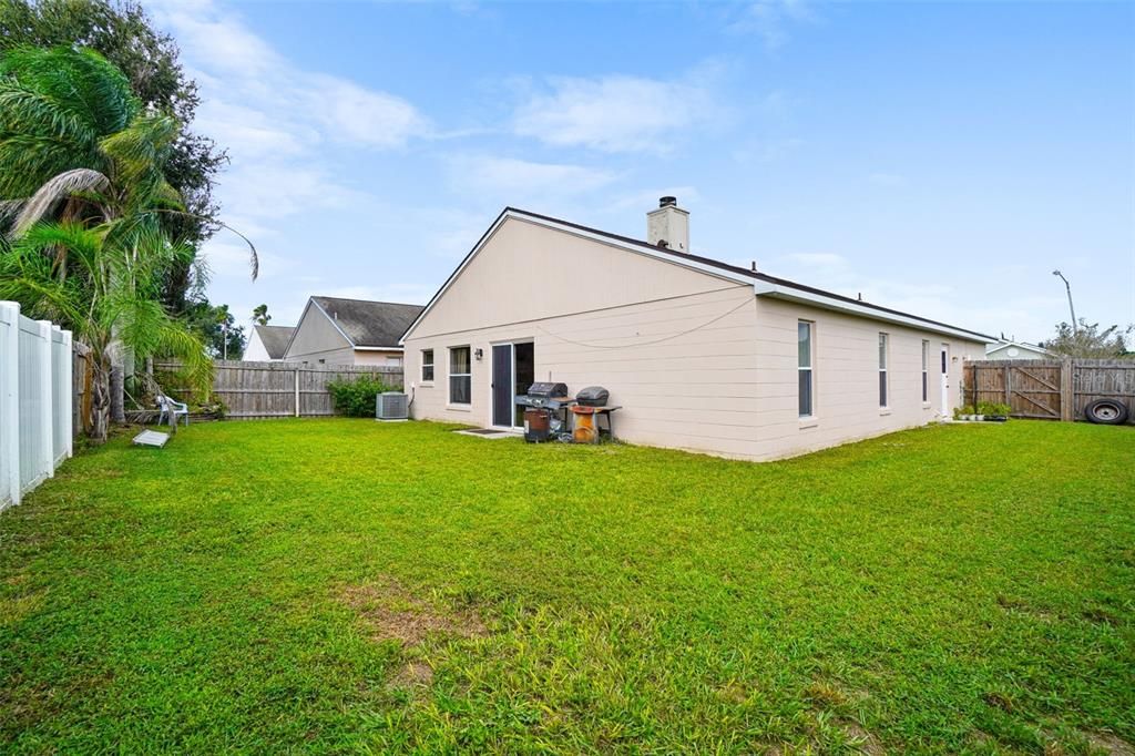 待售: $410,000 (3 贝兹, 2 浴室, 1644 平方英尺)