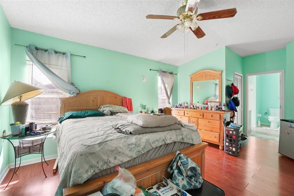 待售: $410,000 (3 贝兹, 2 浴室, 1644 平方英尺)