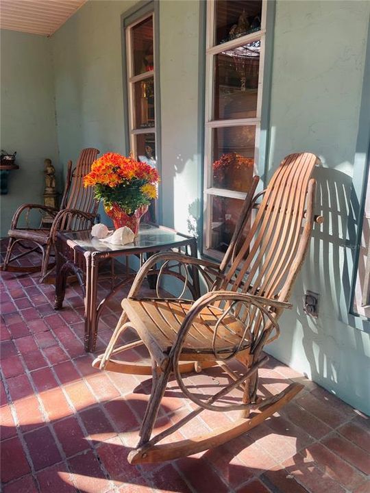 For Sale: $1,200,000 (3 beds, 3 baths, 2309 Square Feet)