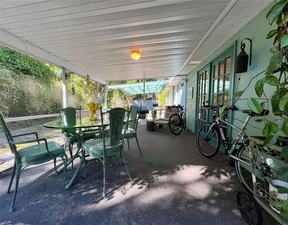 For Sale: $1,200,000 (3 beds, 3 baths, 2309 Square Feet)