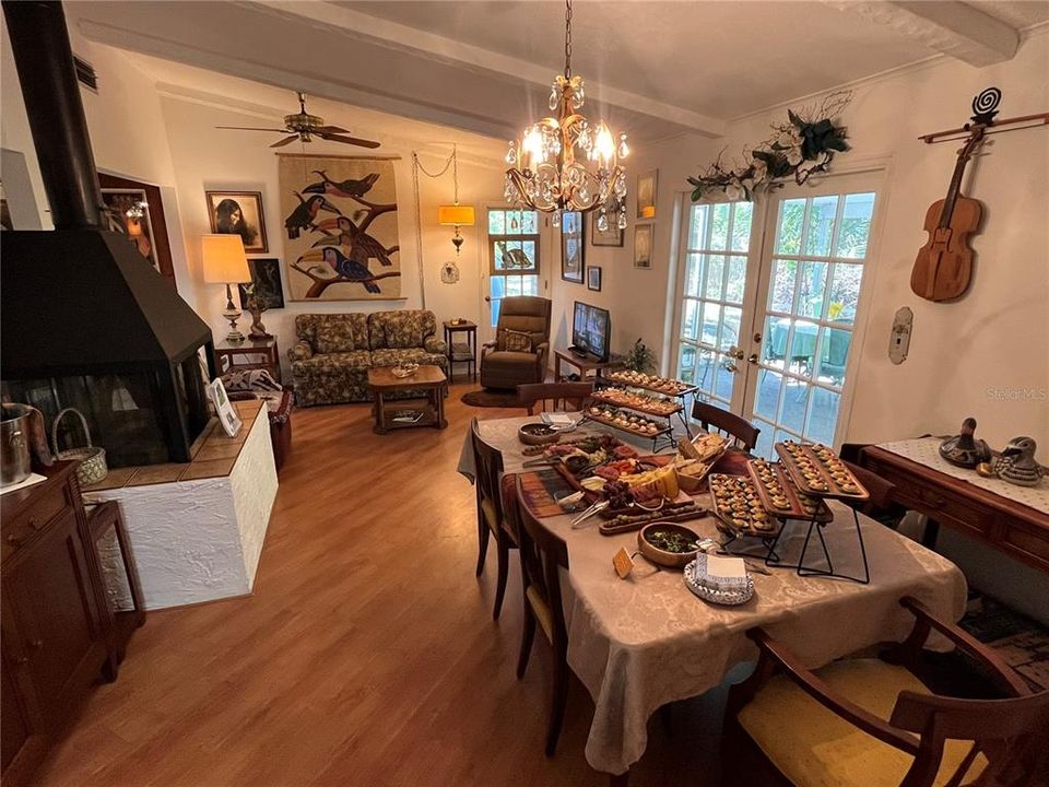 For Sale: $1,200,000 (3 beds, 3 baths, 2309 Square Feet)